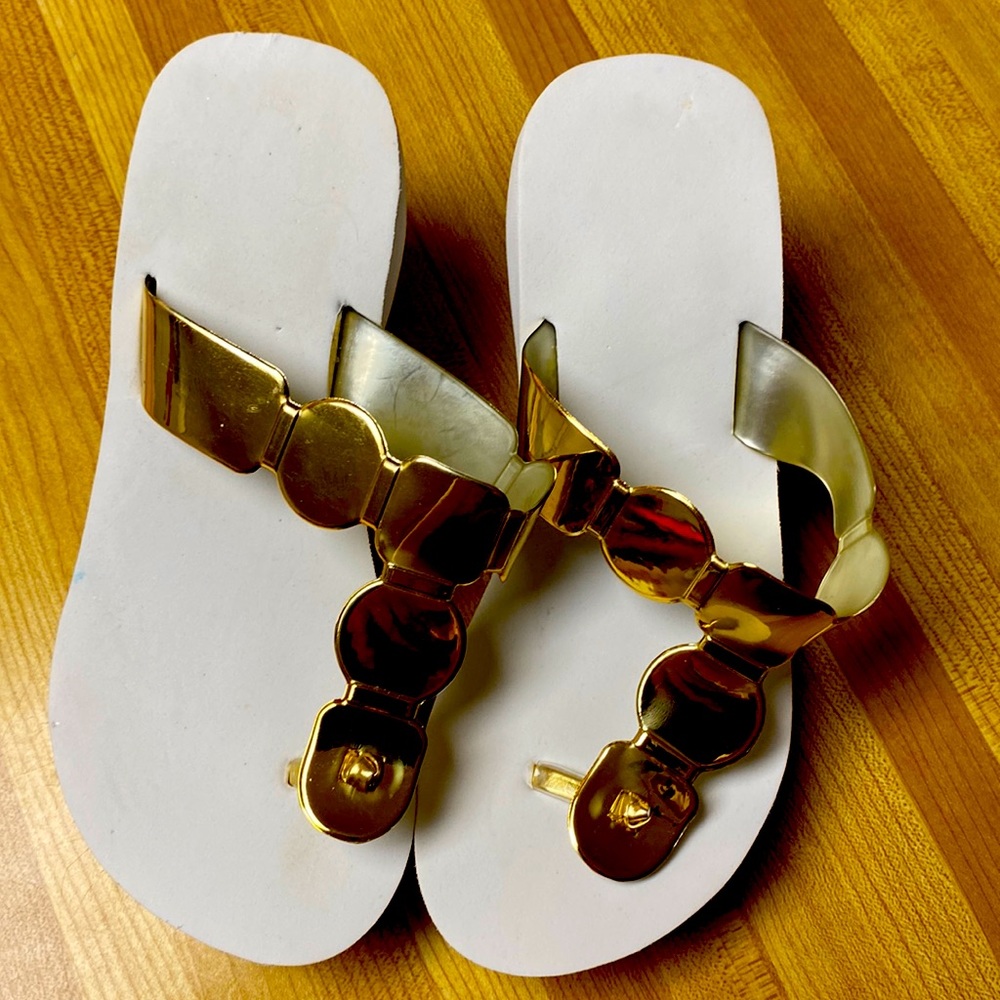 Ladies small wedge thong sandals